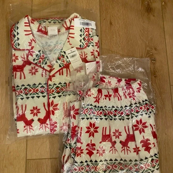 NWT Hannah Anderson Deer D pjs XS - Picture 7 of 8